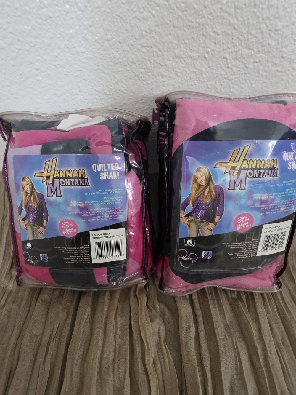 Set 2 Disney Hannah Montana Pillow Shams Pop Rock Hand Stitched 20x26 Vintage - Picture 5 of 16